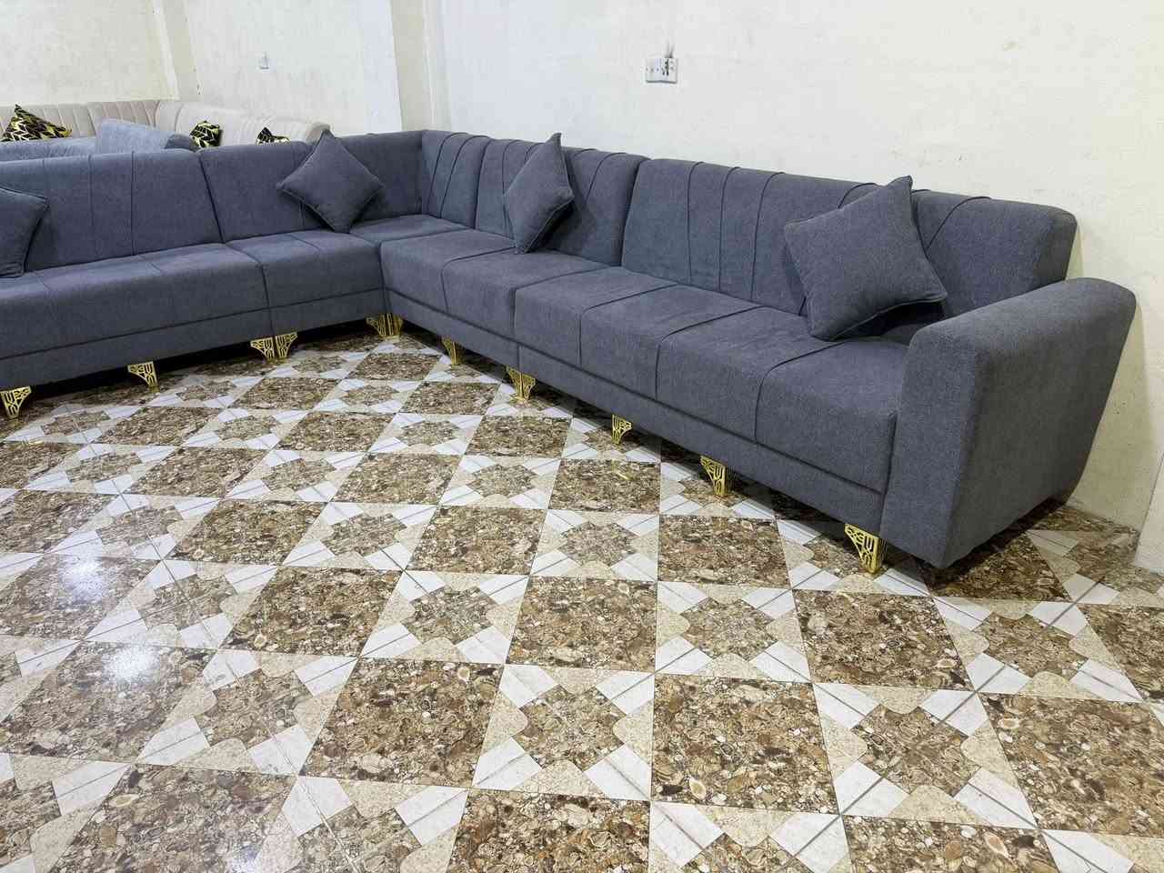 ئةم زاويية ١٠نةفةريية
بؤفرؤشتن لؤك بةكارنةهاتوو
ئيسفنجي ١٠سانتة 
ژم***********
شوين كةلار
