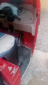 عدي تكتك لبيع السعر ٣ و بيهة مجال  مكان الحسينية الجريخي  الرقم 077002...