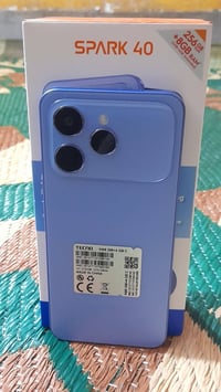 تكنو سبارك ٤٠ • ٢٥٦ • بغداد عبيدي