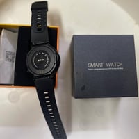 ساعة ذكية • للبيع