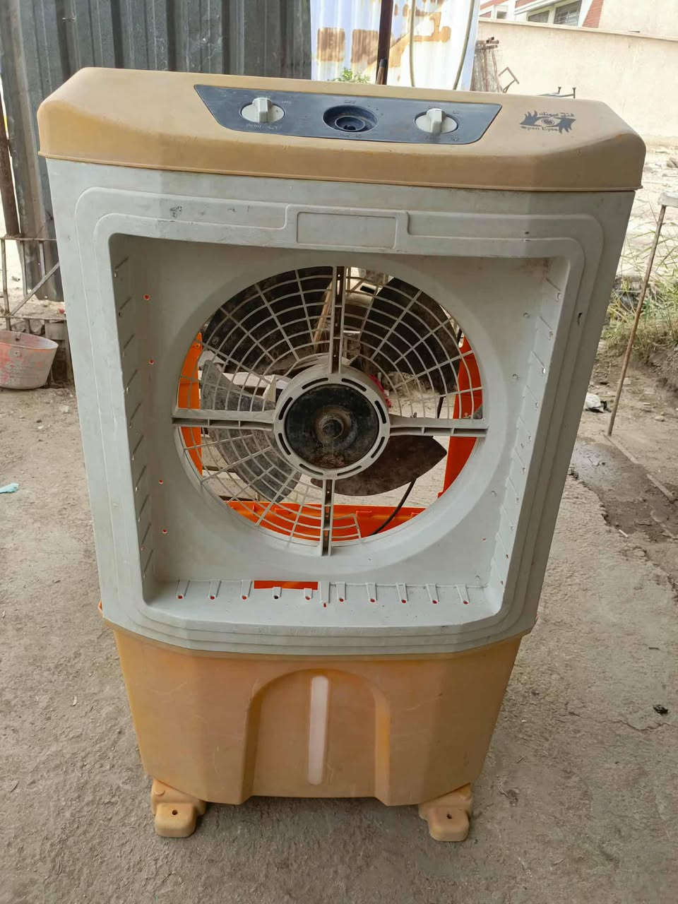 مبرده المنيوم حجم 3ونص ماطور نحاس سرعتين سعر 90 ومبرده الونا شركة الحياة باب اول ثقيل ماطور نحاس سرعتين سعر 90 وكونفيرا شغاله ثلاث سرع وليف سليلوز  جديد كلهن بيهن مجال قليل عنوان شهداء قرب جامع المرسلين ***********
