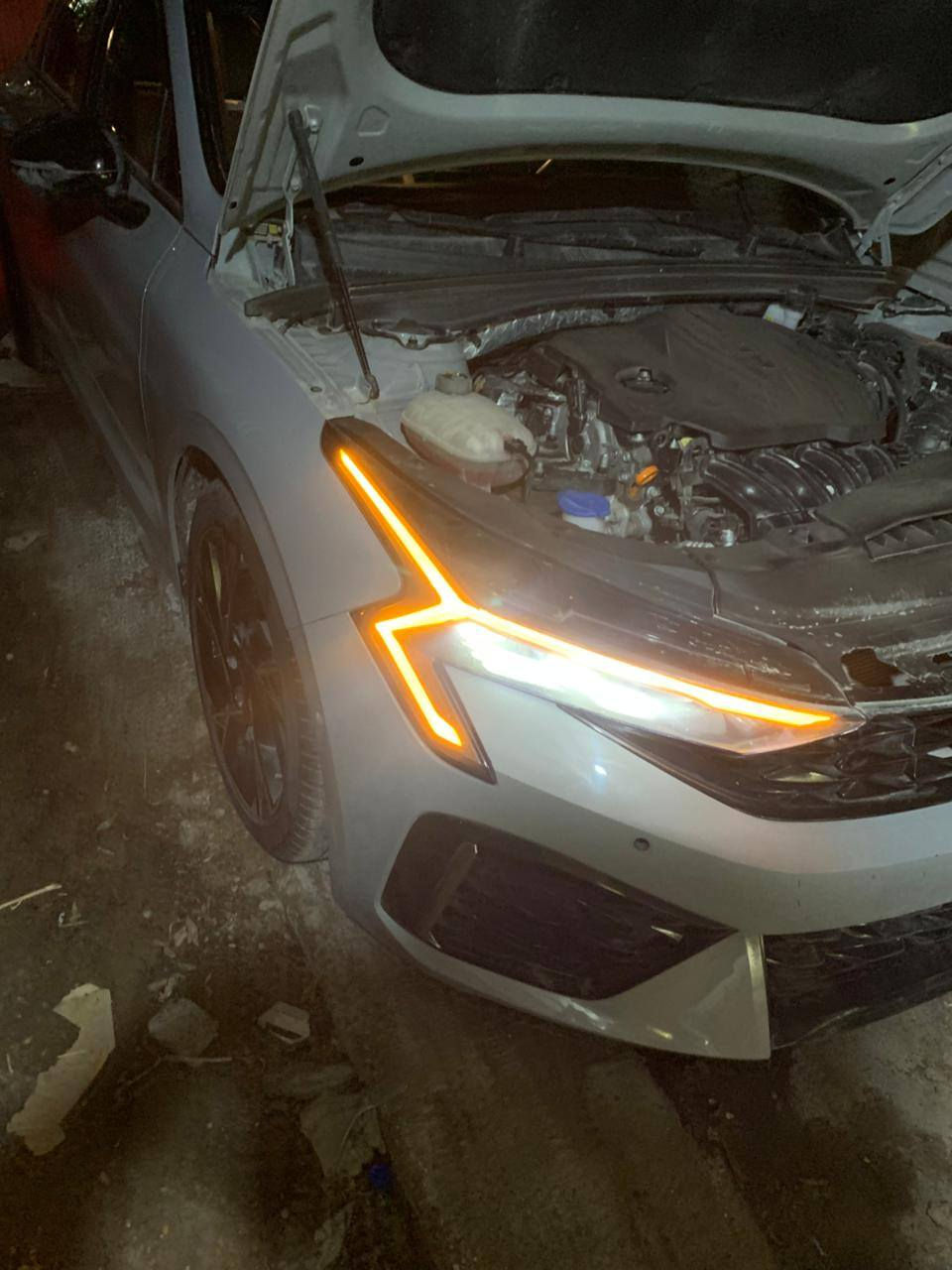 السلام عليكم
كي فايف 25 مراوس بسيدونا او سورنتو. موديل حديث
تفاصيل ع الرقم ***********
