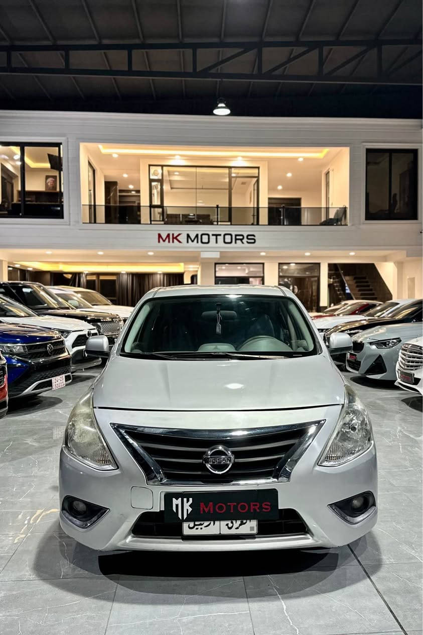 ‏Nissan
مودیل: sunny
سعر بلاش :83قفل
سنة الصنع : 2015
ماشيه: 150Km 
حالة سيار بيها بوند سبخ   للمزيد من المعلومات يرجى الاتصال على : *********** دهوك, العراق
