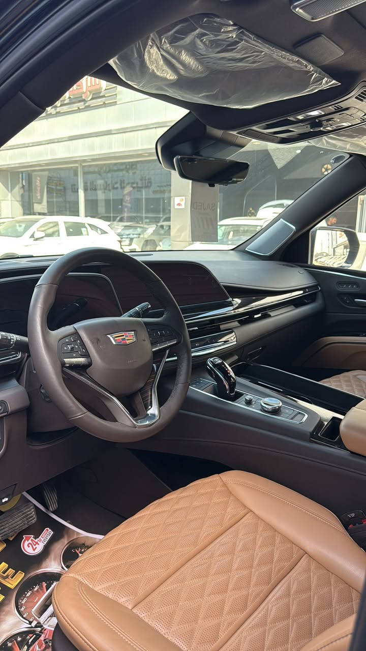 🇺🇲 CADILLAC ESCALADE Black Edition /Espresso🇺🇲
كاديلاك اسكاليد بلاك 

مغلفه ppf

( خليجي وكاله )الموديل: 2024
العداد : 17.000 كم 
حجم المحرك : 6,2 لتر
عدد الاسطوانات : 8 سلندر 
المواصفات  : فول اوبشن           
 مقاعد +مقاعد بقلاوه          

   لون الداخل جوزي

* نظام هيدروليكي ( جكات )
* رادار امامي + مانع تصادم
* دخول ذكي للسياره + تشغيل بصمة + فتح صندوق السياره بحركة الرجل
* المقاعد كهرباء من الجلد الفخم + تدفئة وتبريد
* نظام رؤية محيطيه + كامرة داخليه Bird View
* فتحة السقف بانوراما 
* الإضاءة زينون + LED
* سستم صوت AKG 
وكالة المنصور

السياره رقم بغداد
العنوان :
بابل -طريق حلة نجف  
للاستفسار
***********
***********

