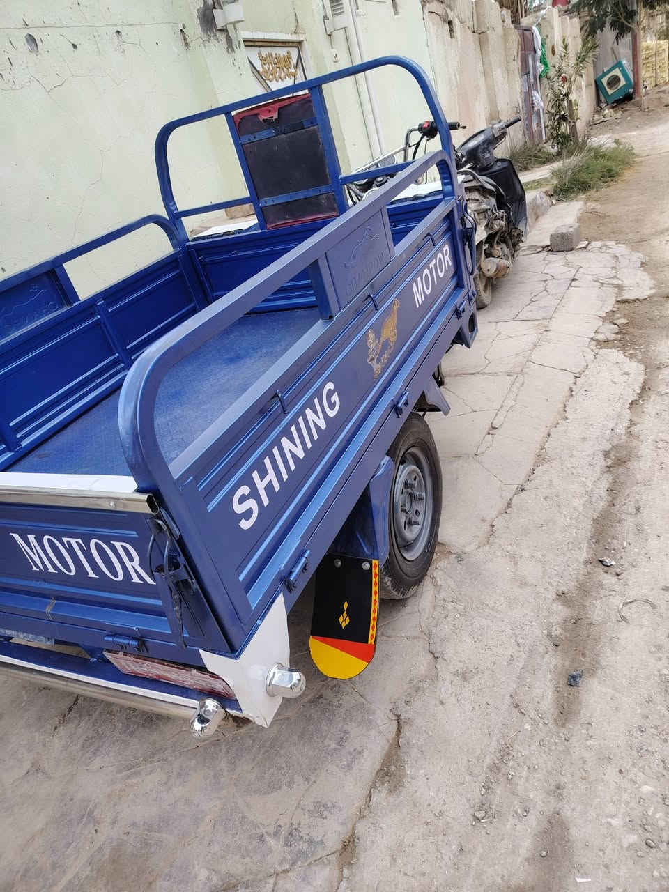 سلام عليكم ستوته 2021 مكيمه 22شاصي ركبه مكفوله اوراق اصولي  فقط مصبوغه جماليه حراري  *********** مليون 700 بيه مجال مكان عفك
