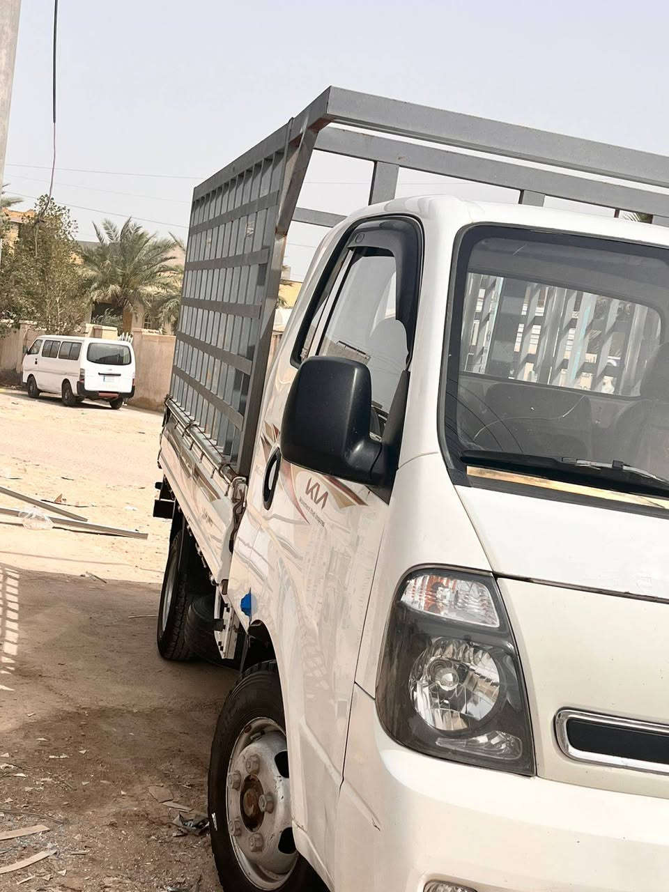 السلام عليكم فحل 15 بابل بيه باب السايق وبنيد مبدل تحوير 14 تانكي 120 ستد 27 محجر شخاطه عالي   مكانه حله ***********
سعره 112 وبيه مجال بسيط
