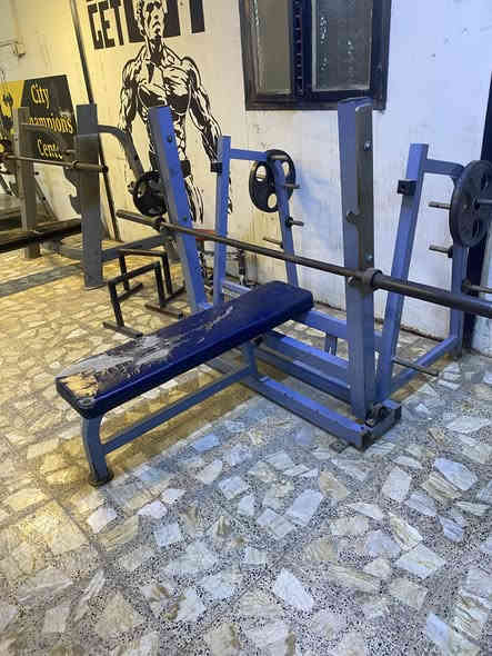 سحب تجديف سايبكس 2- سحب T متكي الصدر شركه امبالص 3- سحب T منحني  4- مصاطب بنج نتليوس ومكنوم امريكي بااسعار مناسبه للاستفسار *********** بغداد مدينه الصدر
