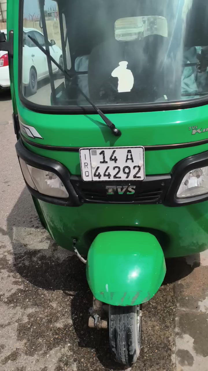 سلام عليكم تكتك للبيع موديل 2023طالعة بل 2025تكتك جديدة رقم وسنوية بسم لشريكة مكاني لبصرة ابو الخصيب ***********
