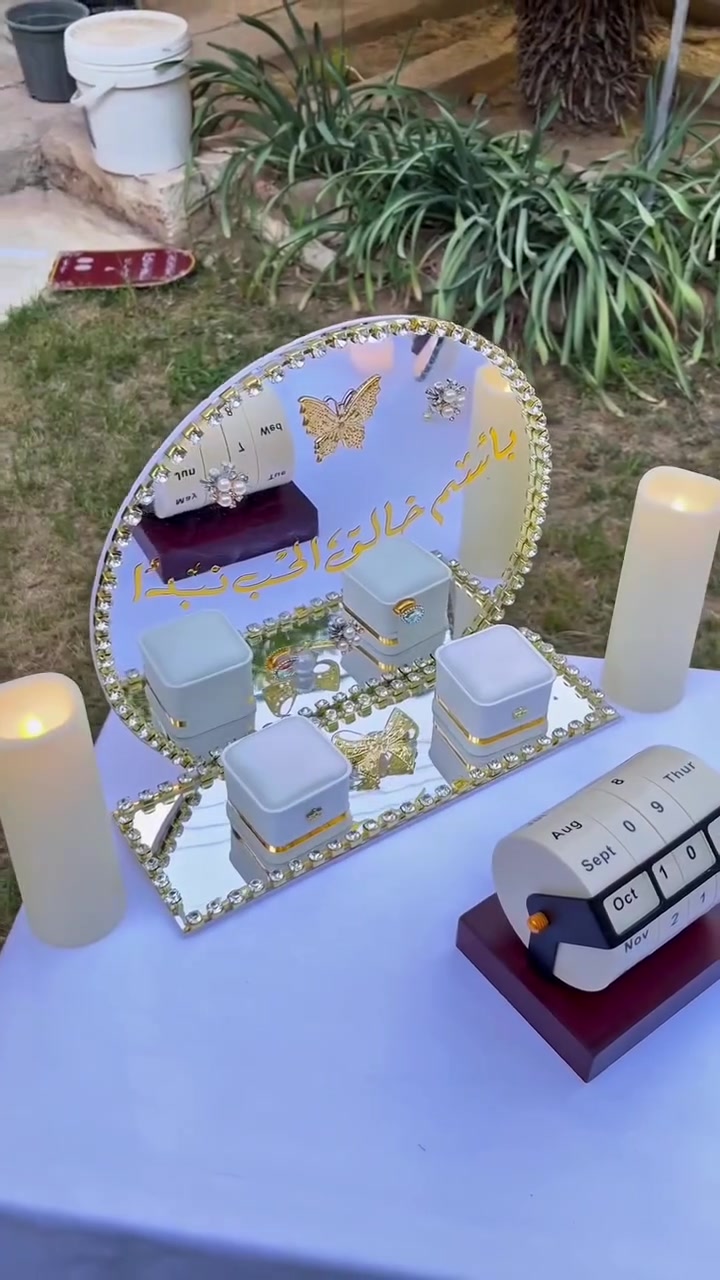 LOVEL event - لـوڤـيـل للمناسبات
كوشات الاعراس و أعياد الميلاد
بالطف التصاميم لأهم الايام

📍 بغداد - الكاضمية
 📞 ***********
