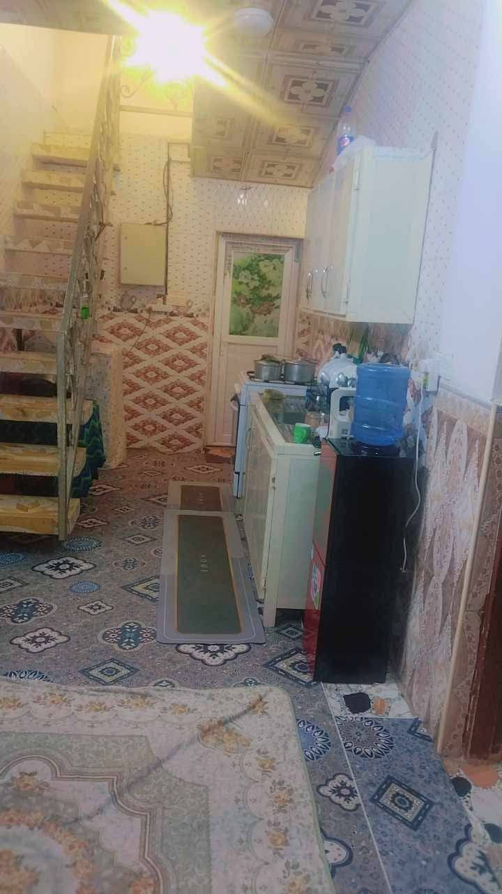 سلام عليكم دار للبيع المساحه 60 متر عنوان البيت كوفه منطقه السهيليه قريب جسر الإمام علي البيت زراعي سند 25 يحتوي على غرفتين ومطبخ وحمام داخلي وخارجي وصاله مفتوحه ع المطبخ للاستفسار تصال على الرقم *********** مامتواجد فيس أو مازنجر وتساب وتصال فقط
