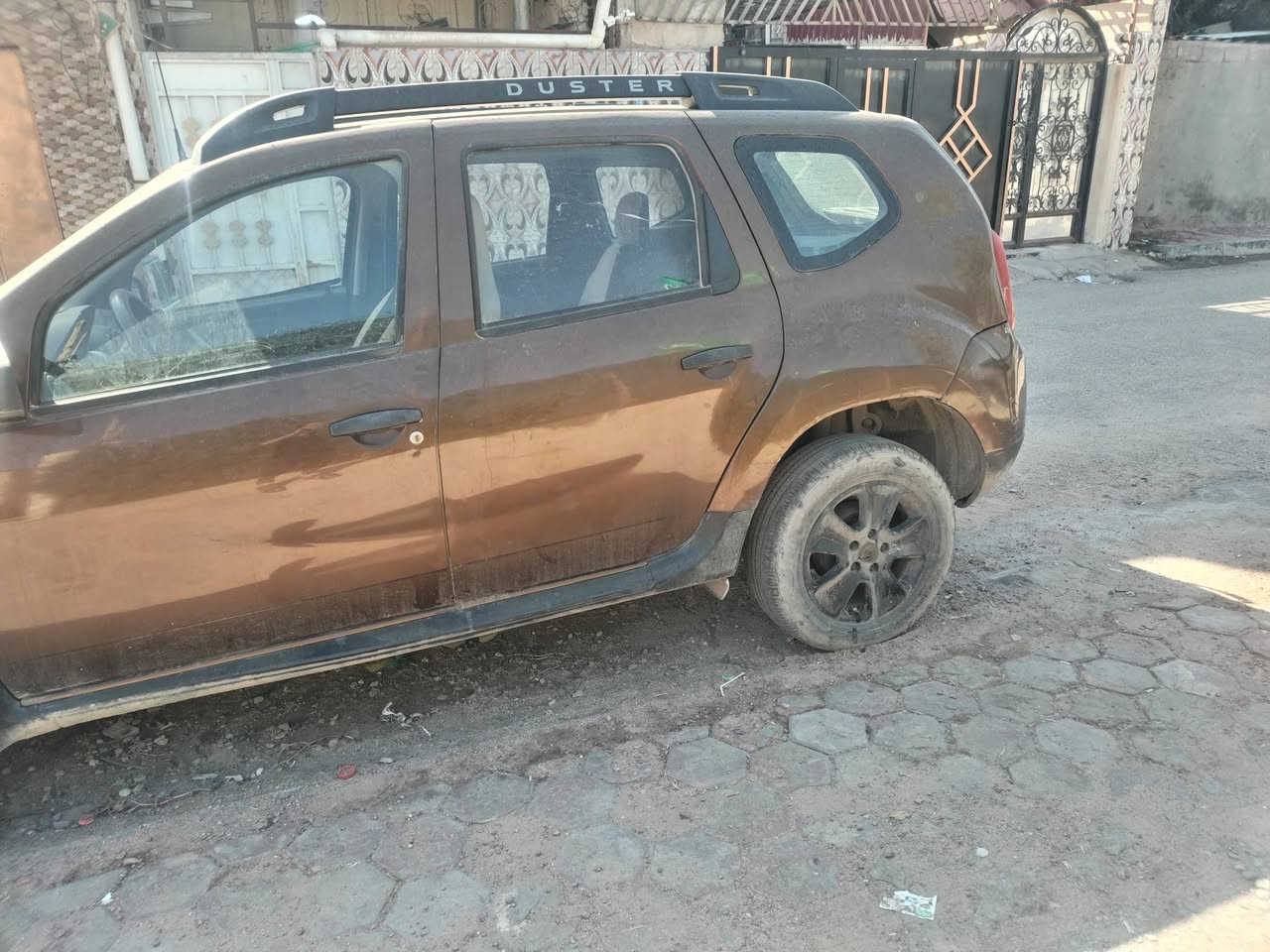 مصبوغه حزام ابيع عل وضعهه شوف العين بيهه نواعم قليله رادلهه ترتيب تجي وشوفهه وتقتنع صربه بلباب الصندوق ماسويته مافارغلهه متروكه بلباب تبريد يشتغل حداده مكينه كير بيهه نقص كهربائيات مثل كلوبات مال الايت حساس كيلو متر واكف طوافه بانزين
السعر 55


**إذا كنت صاحب هذا الإعلان وتريد حذفه لأي سبب، رجاءا أرسل رسالة إلى الدعم الفني**