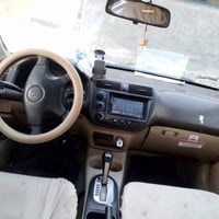 سياره هوندا  سيفك 2004 للبيع كير ومكينه مكفولات صدر نضيف تايرات اخو لج...