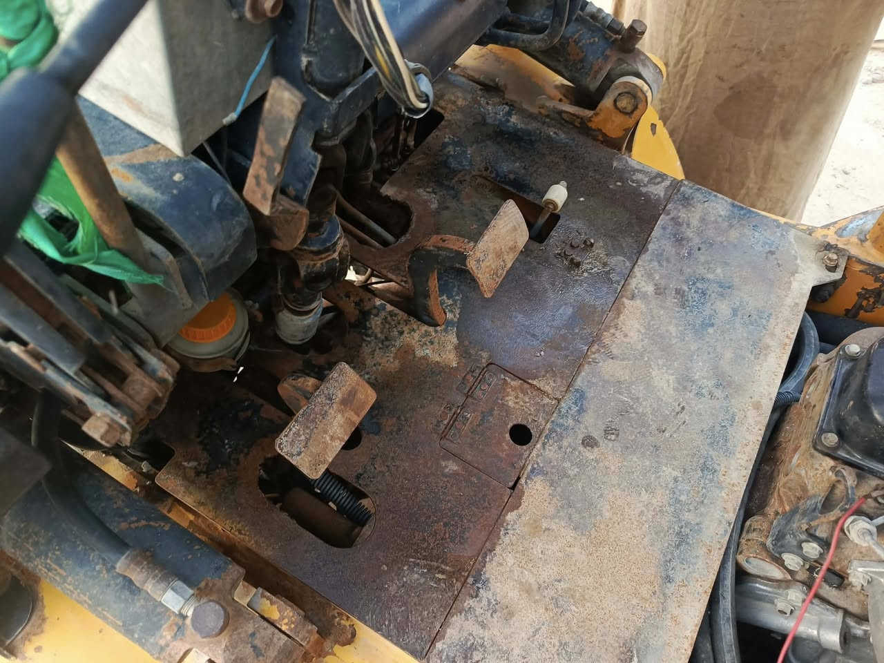 جب ناصي حركتين موديل 2007 

العنوان بابل الشوملي ***********
