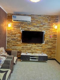 شقة ارضية • نظيفه جدا • الدورة عمارات الصحة