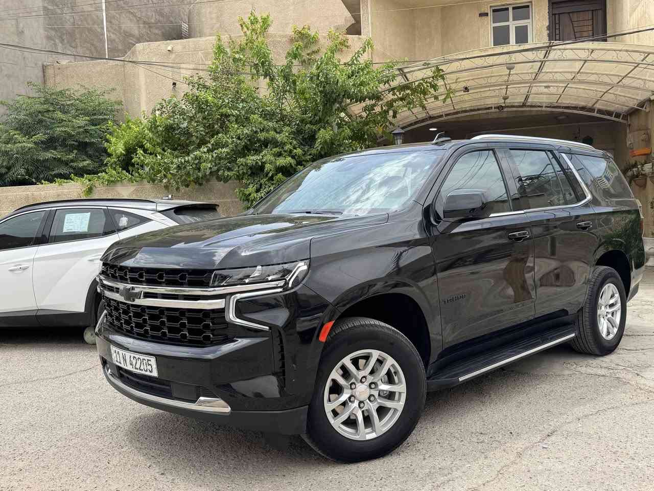 السلام عليكم
شوفرليت تاهو 2024 LS خليجية مكفوله من الصبغ والبارد والملاحظات ومن كلشي 

رقم بغداد بااسمي شخصيآ السياره جديده جدا جدا جدا وكل تفاصيلها بالصور حته فديو نشرت الها 

ماشيه 33 الف كيلو متر 21 ميل 

السياره كل غراضها وعدتها والبصمه الثانيه والارضيات بعدهن بالچيس ممفتوحات

السعر 480 ورقه مع مجال بسيط 

مكاني بغداد حي البنوك 

*********** 📞
