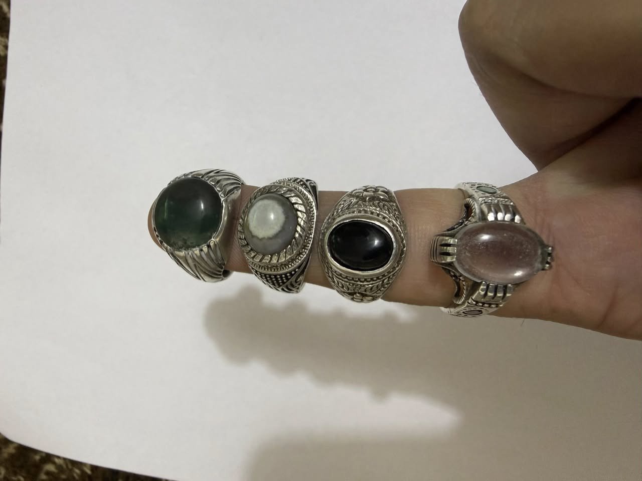 كل قطعة بسعرها مكان بغداد ***********
