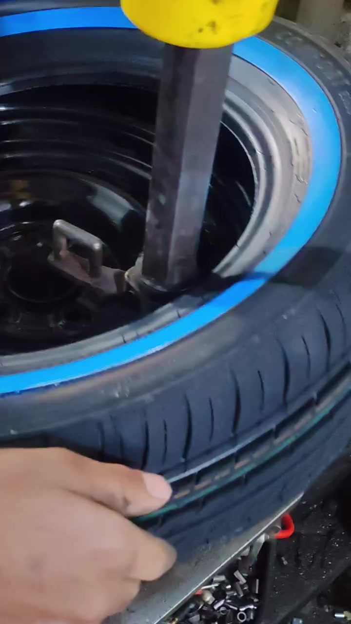 أمير المكصوصي رقم الهاتف *********** العنوان بغداد حي العامل قرب حسينه الأئمة أمير المكصوصي
@إشارة
