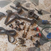 قطع غيار • مستخدم • قواعد كشافات