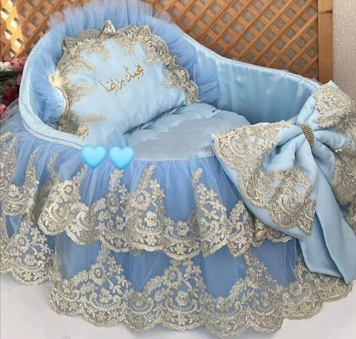 اشتغل حسب طلب الزبون يوجد توصيل بغداد ومحافظات للحجز والاستفسار التواصل مع الرقم ***********
