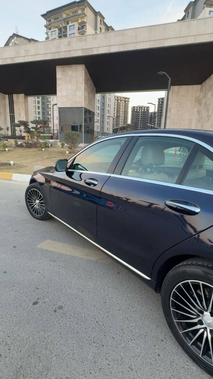 Marseds Benz C300 4Matic
موديل 2018
رقم بغداد هزه وسنويه جديد باسمي
داخل بيجي 
سقف بانوراما 
عداد المسافة 55 ميل 
بجم Amg
صدر كامل جديد 
تخم تاير جديد
صفر مسج 
الحادث مثل ما موضح جاملغ وبنيد
وباب السايق كلير 
مكاني العامريه
السعر 21،800 $
*********** واتس اب موجود
