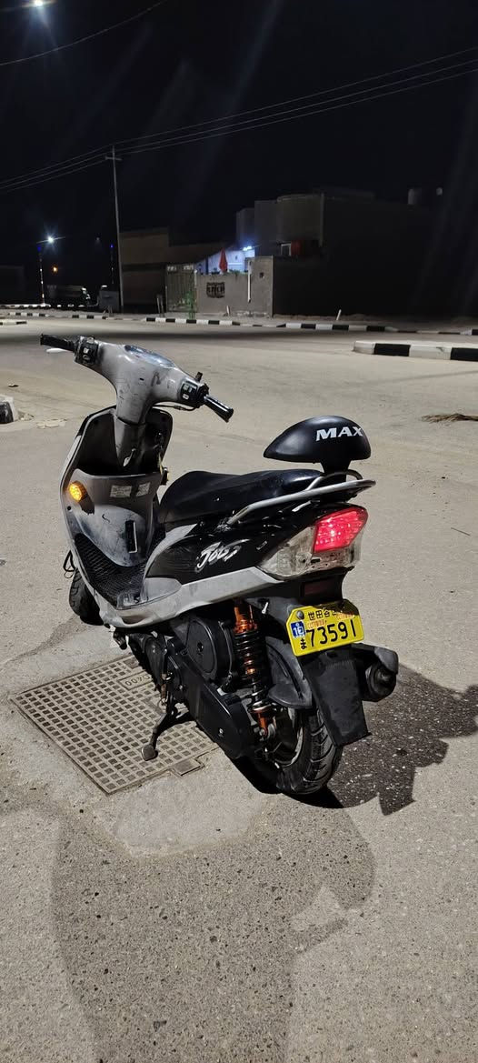 دراجه للبيع مشروطه فول نضافه مفتوح مره وحده قبل سنه بس بستم مبدل  السعر 650 وبيه مجال  العنوان الرميثه حي المهندسين ***********
