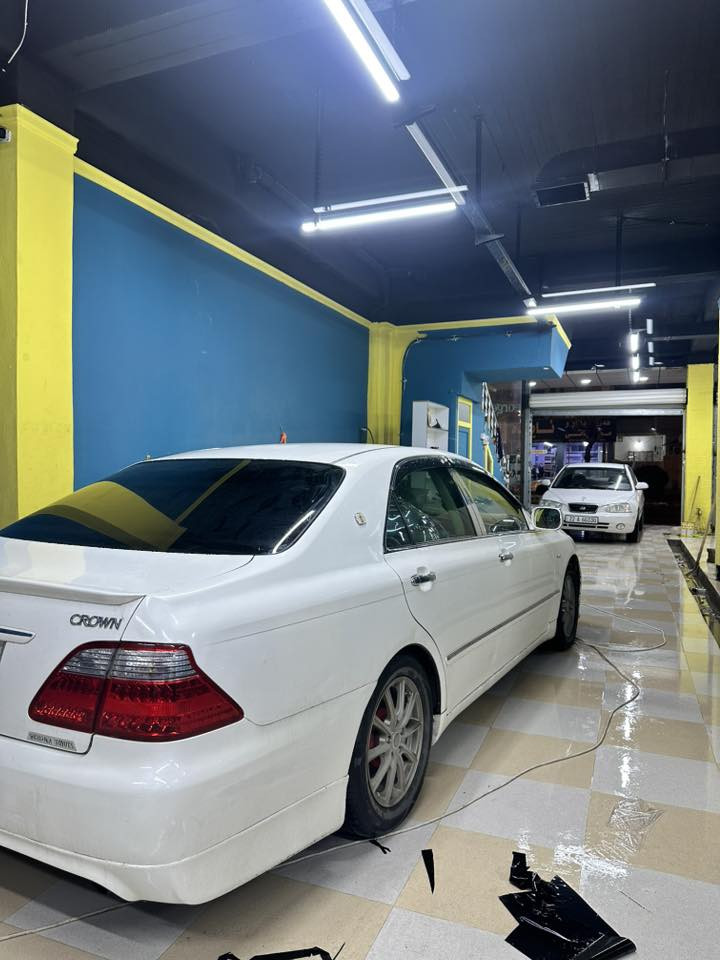 شاهینە
١٨٠ گێڕ گەورەی مەکینە بچووک
٢٠٠٧
٢ دووگمە
ناو زەرد
کامل جایز
کامل مەسرووف کراو
تەبریت ساردی و گەرمی لەسەر سویچ
سەیارەکە هی دەسری خۆمە
٢٥٠مەسروفی نییە
 Absبەشەرت
لایتی پێشیی ئەتڵەتە
جوانکاری بۆ کراوە
ڕۆنی گێڕ و مەکینەی تازە گۆڕاوە
سعری ٥٢ گەڵاو مەجال
52💸
0750 171 5950
