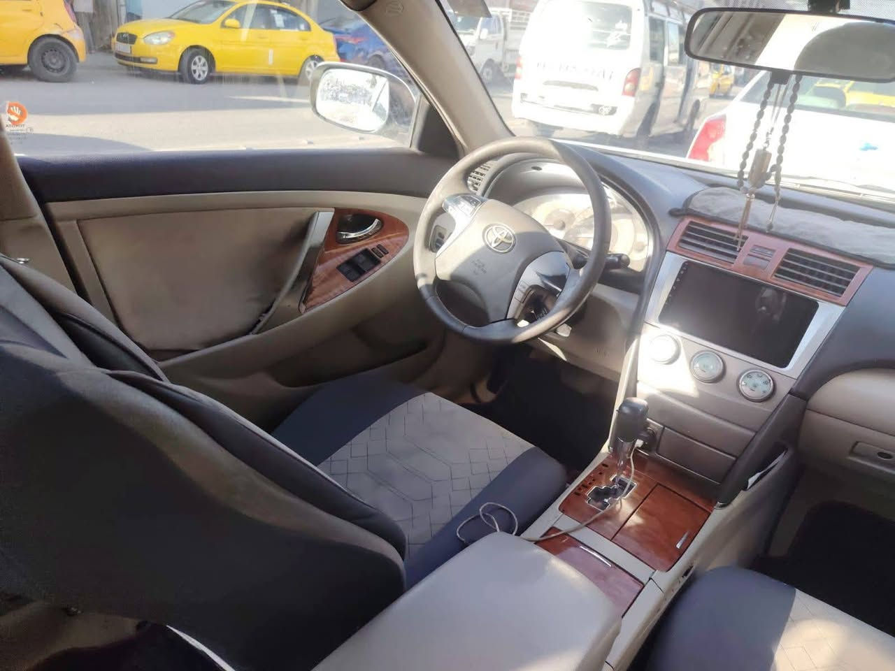 السلام عليكم 
كامري 🚗 موديل 2008
رقم بغداد أوربي ✋ سنويه وهزه جديده 
اني  شرعيها 👋 شرط التحويل 🚦 
كاربون بانزين ⛽ 
محرك اثر نفخ وكير شرط 👋 تبريد ثلج 🥶 
طخم تاير طخم امامي خلفي جديد 👋 
📢 ظررها مصبوغة عام وبدون دواخل شرط 👋 
🛑#السعر 80$💸 وبيها مجال 
#العنوان #الموصل الجديده
*********** كورك
*********** اسيا
