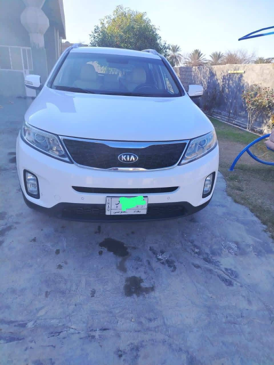 السلام عليكم
للبيع سورنتو موديل 2015 رقم بغداد مكفولة كفالة عامة عدا الضربة البسيطة كما موضح في الصورة مبدلة قطعه وكالة نضافة فول ماشية 198 الف  
للاستفسار ***********
