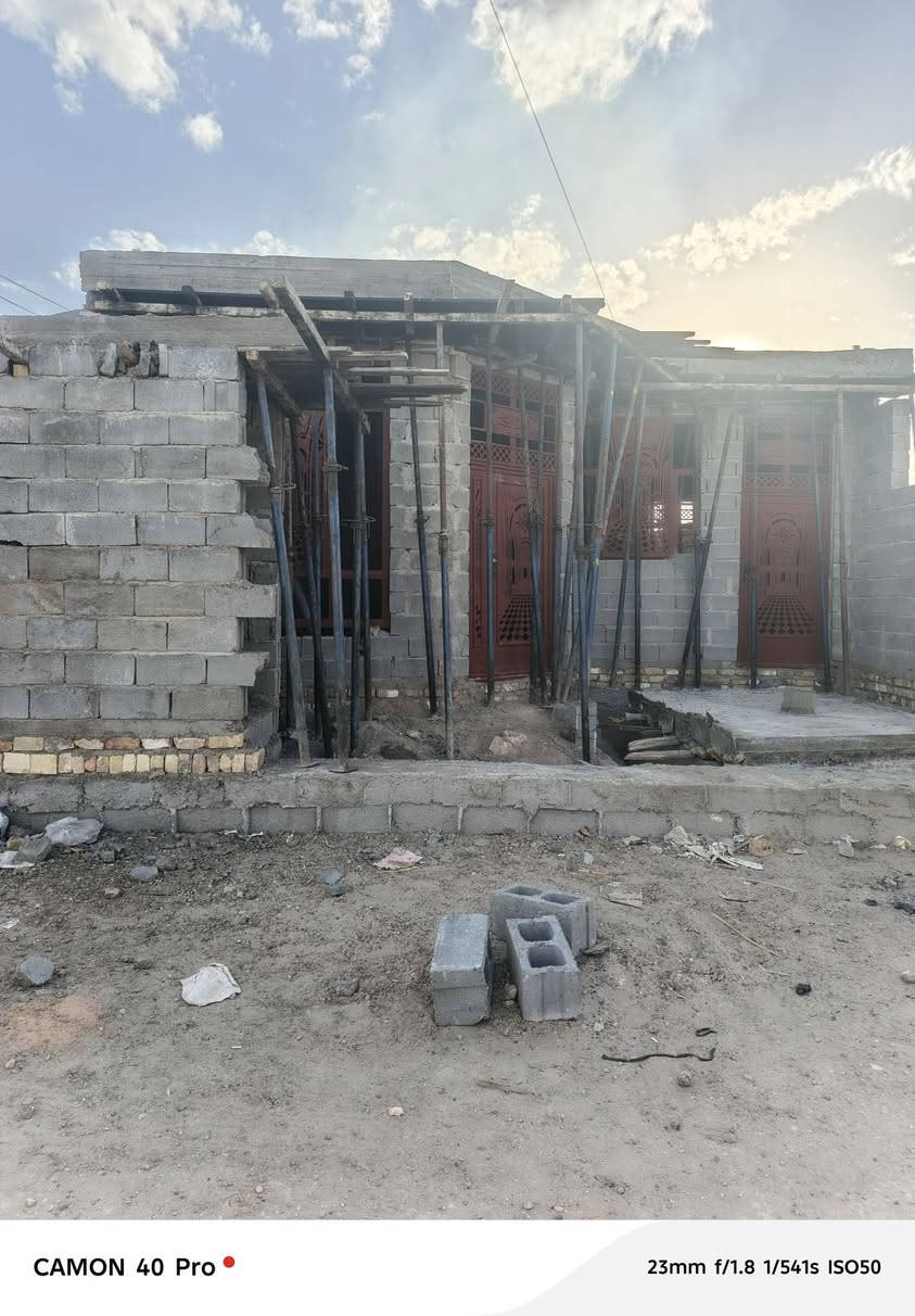 هيكل للبيع في الفلوجة جبيل قرب جسر الثالث
المساحه 150متر 
***********
