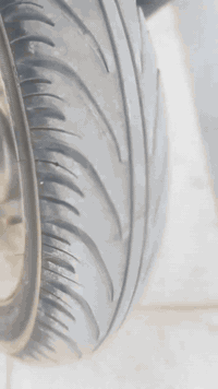 دراجه ماكس عدله دراجه بلاديه ختم واحد وي المكينه شلعه ومعدل نكره سلف شرط مامفتوحه توها طالعها من الحاويه شوفت عينك الدراجه يوم 11/5طلعتها من الحاويه والوصول موجود الدراجه مانقصها برغي ع وضع الحاويه السعر 1200 والشراي يشلع عيوني *********** متواجد واتساب (بالعافيه ع الياخذها)
