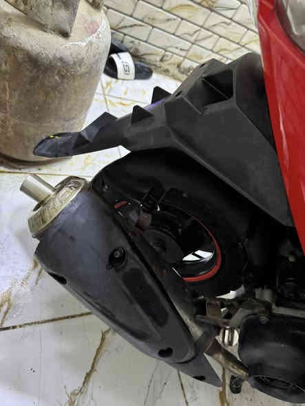 ‏سلام عليكم دراجة لمبة دراجة وكالة دراجة ما مفتوح برق بها واحد ما ملعوب مكينة تها دراجة مكينة 0تها 55 بلادي ما نازلة من الحاوية صار لها خمس ايام بيها تزويد ترزي الدراجة اللي بها رياضي دبل خلفي صال أصلي ما بها شي تجاري الدراجة نصبه وجمال اللي يأخذها ما يخسر***********
