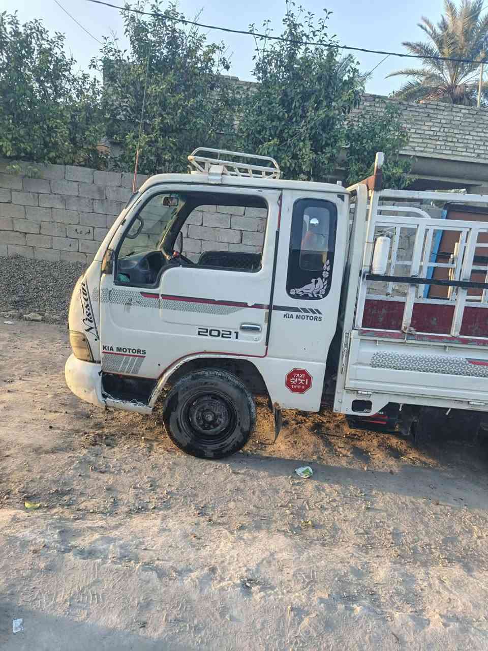 سامونك موديل ٢٠٠ رقم انبار باسمي انكليزي ابلاديه محرك ٣٠٠٠ف السعر ٣٥ مكان سياره بغداد التاجيات الاستفسار ***********
