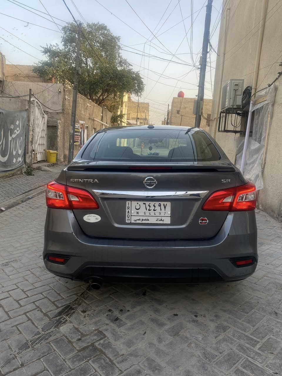 السلام عليكم
سنترا 2019 sr 
ماشية 68 ميل 
سيارة كلين من امريكا 
بدون ايرباك بدون تبديل قطعة وحده 
بس اجت بيها صفحة السايق والبنيد كلير من امريكا 
سياره جديدة ومناقصها شي 
سياره فول sr 
سياره مناقصه حدادية جديدة ادامة جديدة زنون تايرات باتري كله جديد 
كير ومحرك مكفول 100‎%‎ 
للاستفسار السعر 105 
العنوان مدينة الصدر ***********
