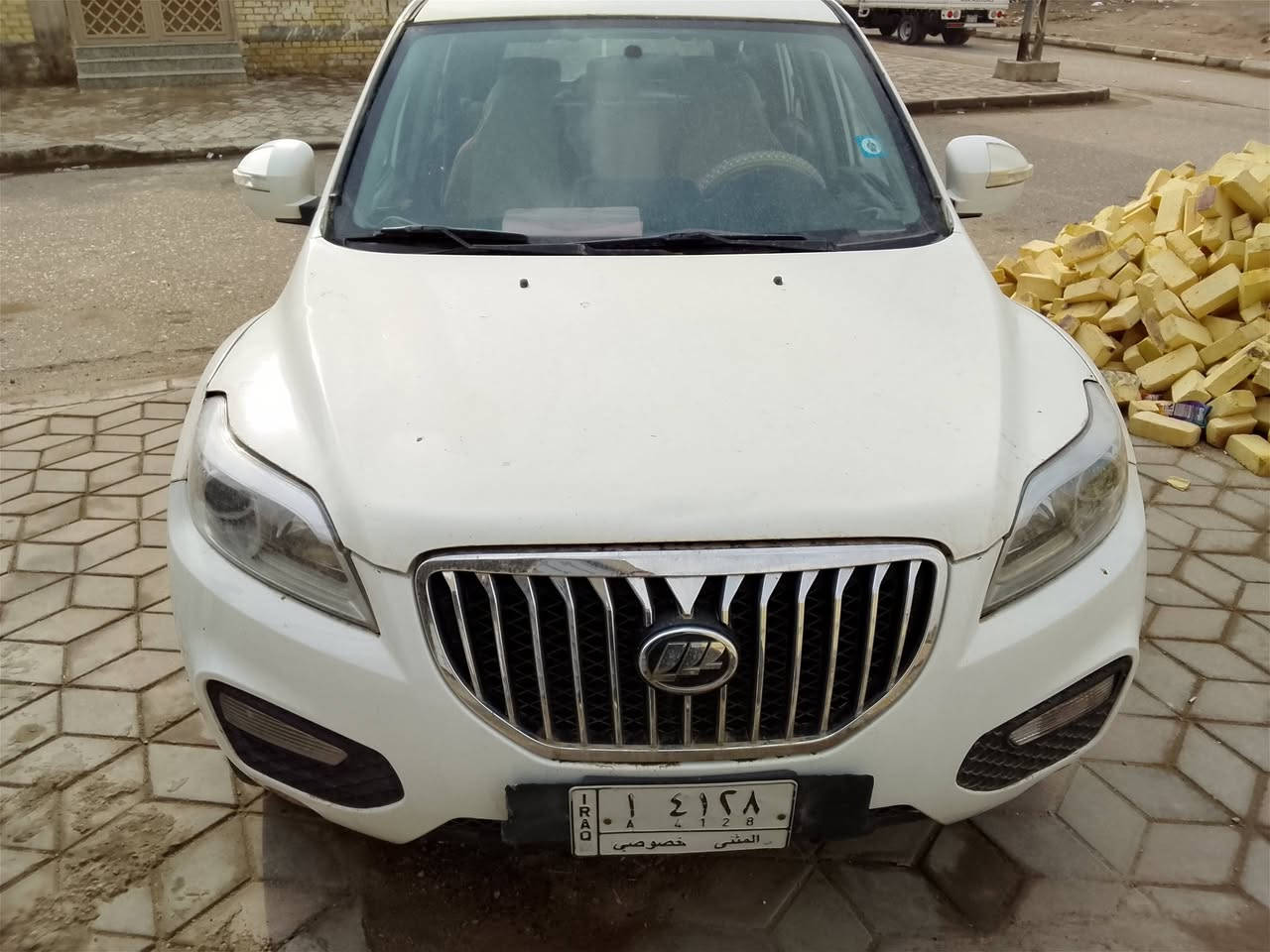 ليفان ×60 موديل2013 رقم مثنى سنويه نافذه محرك بيكاجو 1800 اوتو سعره 48 مجال قليل ***********
