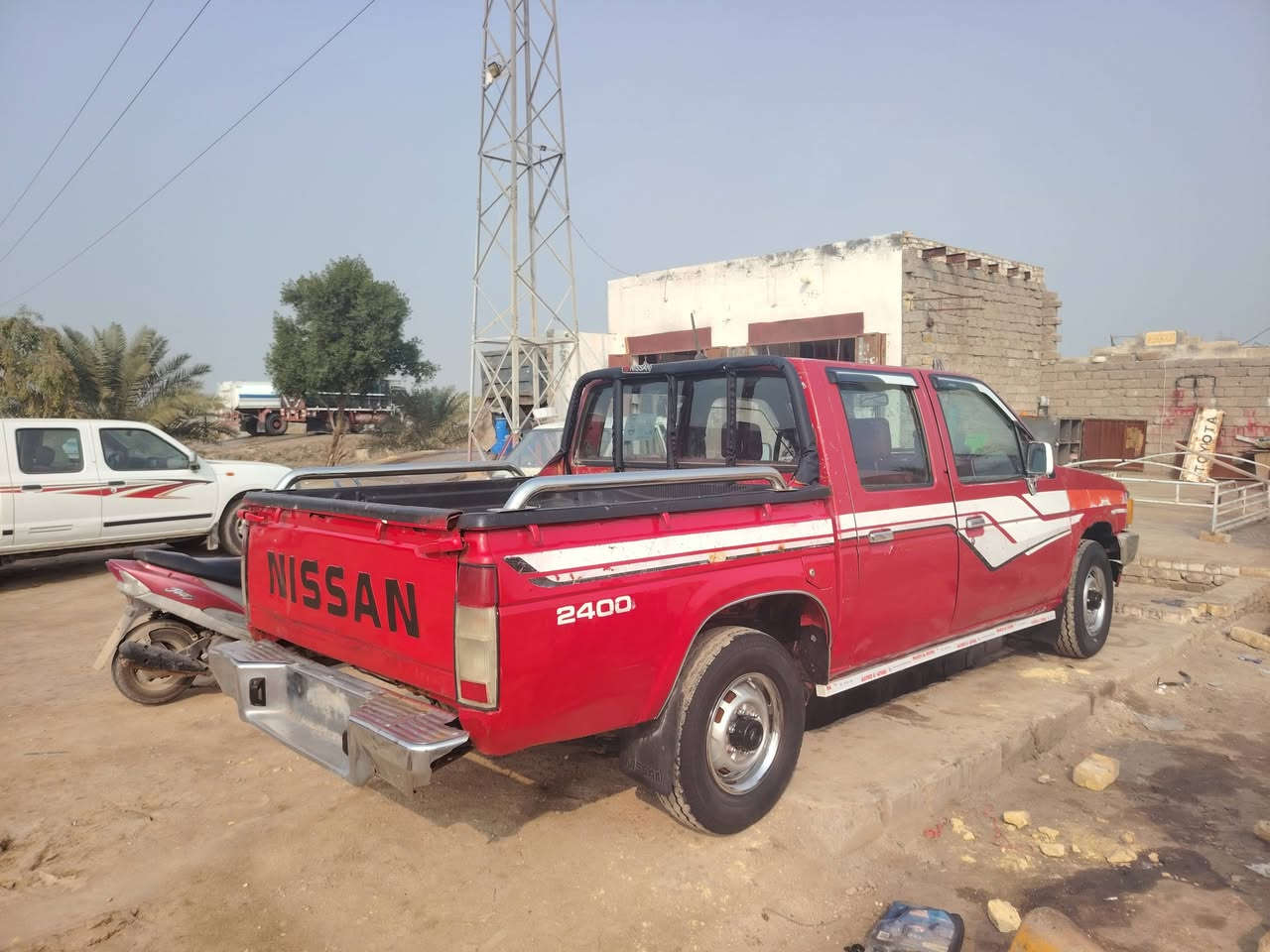 نيسان 1992
مثنئ مشروع وطني سنويه 2027
كير ومكينه وحداديه وتخم تاير بشرط 
شاصي كفاله 
سياره جاهزه من كلشي 
مكاني السماوه قضاء الخضر 
*********** 
مكلف بل نشر
