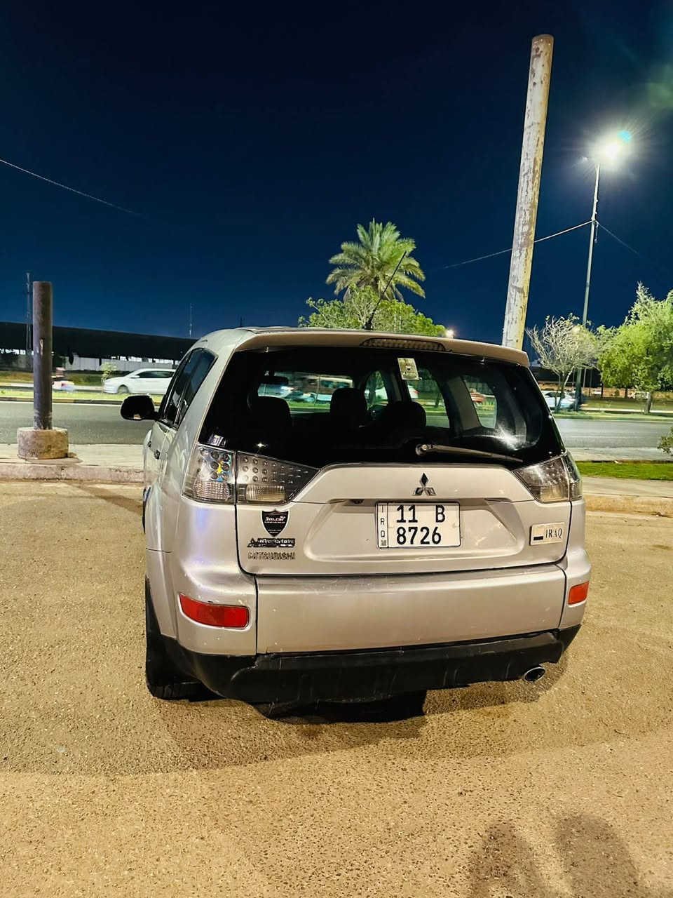 مسيبوشي اوتلاندر موديل 2007
محرك 6سلندر بلادي v63000 سياره نضافتها واضحه رقم بغداد بأسمي السياره جراد بالقماره وابيع حزام نقصها غاز التبريد فقط مكاني كربلاء *********** السعر 86 وبيها مجال بسيط
