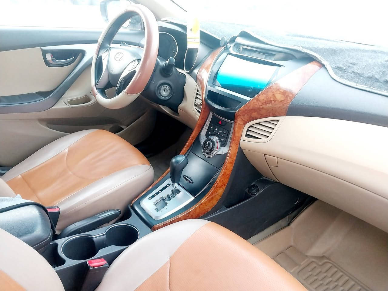 مكلف مكلف رجاءا 
السلام عليكم النتره وارد خليجي نضيفه موديل 14 بدون حادث صبغ فقط السونار موجود تجي وتفحص ع راحتك رقم بغداد بسمنه مكاني الصويره السعر 108بيه مجال ***********
