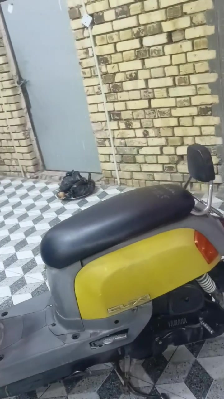سلام عليكم بوليس للبيع مفتوحه والفات فقط دراجه حلوه نهضه فول سلف هندر كهربائية كلها شغاله دراجه خير من الله دبلات شغاله السعر 450وبيها مجال المكان تضحيه شارع العياده الرقم ***********واتساب
