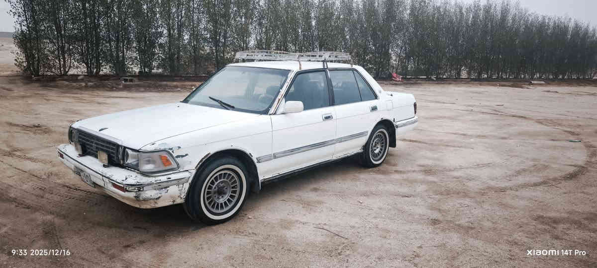 السلام عليكم سيدان مديل 88 مكفولة كير ومكينه جدد  رقم بغداد راعيها يريد تحويل مباشر وحداده نضيفه طخم تاير كهربائية شقاله المكان البصره الزبير السعر27  *********** ***********
