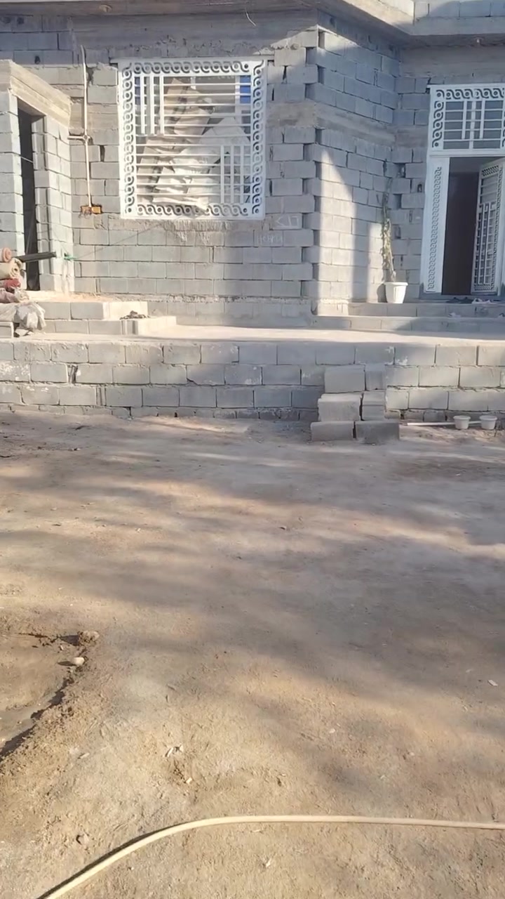 السلام عليكم
بيت للبيع في محيله شارع المشروع صفحه الشط المساحه الكلية 504 الواجهة 14 النزال 36. مساحة البيت 190 متر يحتوي البيت على 3غرف وديوانيه
الغرفه الأولى 5*4
الغرفه الثانيه 5*4
الغرفه الثالثه في الطابق الثاني 5*4
الديوانيه 6*4
المطبخ 5*4
الصاله 9*4
سنة البناء 2024
السعر 165
جوارين أهل ابي الخصيب الاصليين كلهم ناس طيبين
التفاصيل أكثر اتصل على الرقم ***********
تعال وشوف البيت احلى من الصور.
