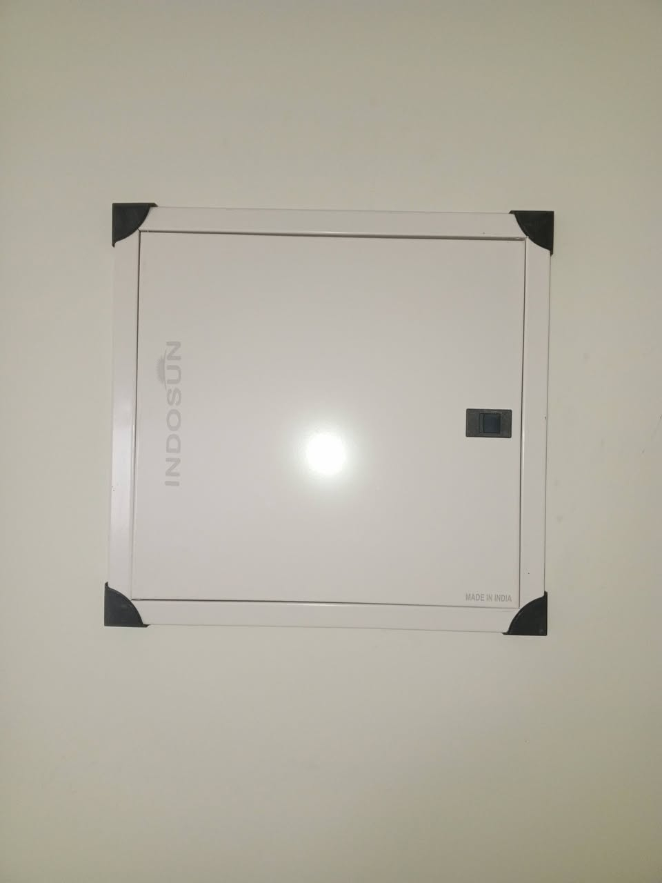 الحمدلله والصلاه والسلام على رسول الله صلى الله عليه وسلم تم اكتمال بيت الاخ ابو سجاد في خرنابات من تقفيل كهربائيات بالتوفيق ان شاء الله ابو رعد الكهربائي ***********
