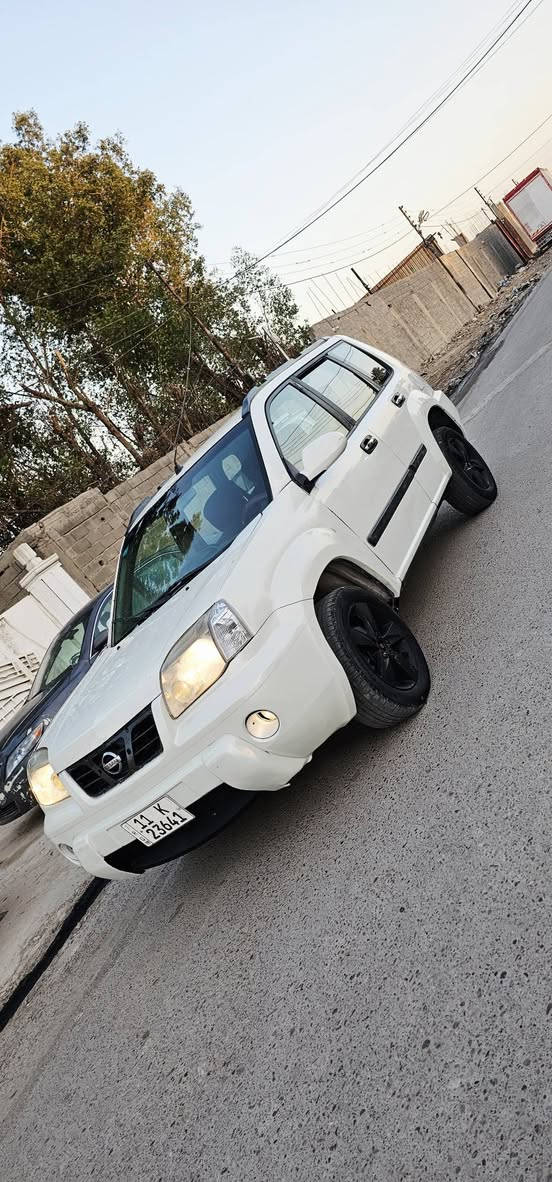 نيسان اكس تريل____***********____^
رقم نكليزي بغداد مشروع وطني موديل 2003
سنويه بسمي هزه جديده سنويه جديده 
مكينه 4سلندر كير اوتماتيك  حجم ،2.400 سياره خليجي بدون ضربه ماكينه وكير خير من الله ماكينه ما مفتوحه
صبغ قطعتين فقط السياره خليجي بدون حادث تبريد قطعتين ثلج ان شاء الله
كير ومكينه مكفولات سعر 57  سياره يعتمد عليها واقتصاديه بالبنزين

مكاني بغداد مدينه الصدر يحفظكم الله بدون مراوس بيع فقط  ارجو المعذره عن المراوس بغداد, العراق
