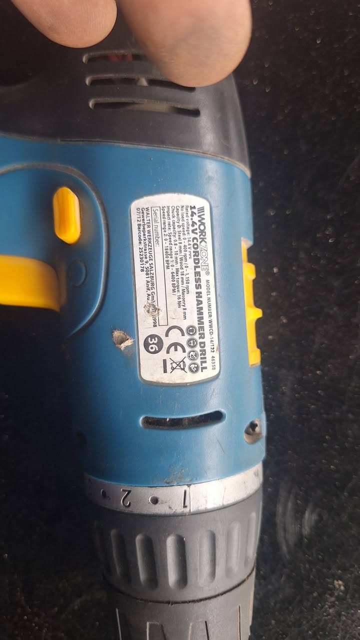 دريل شحن للبيع بدون شاحنه السعر ٣٠ الف هاتف ***********
