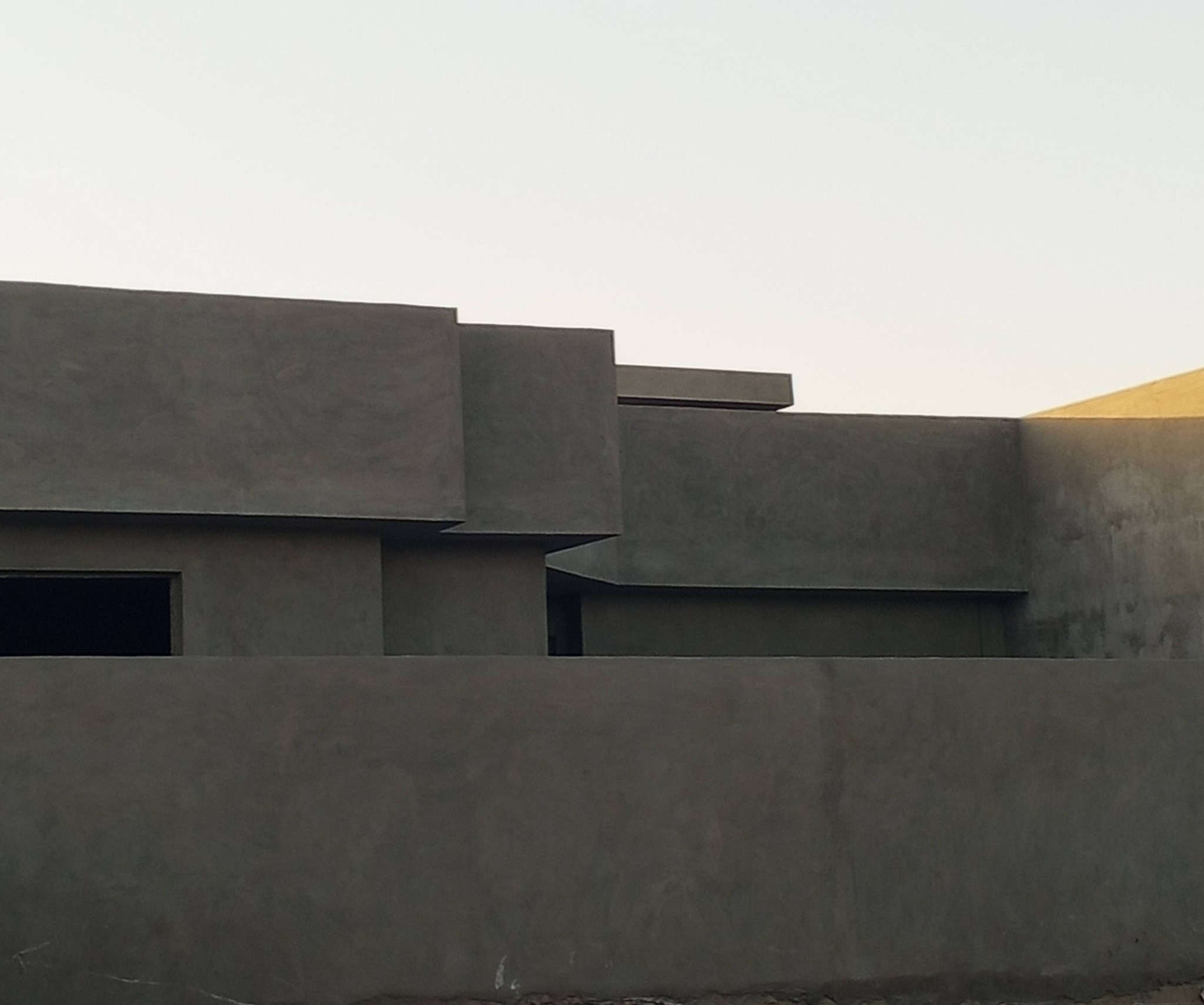 السلام عليكم لباخ اسمنت متفرغ حاليا اشتغل بالمتر وطوب 
لبخ 1750
نص مالج 1250
شربت 500
***********
***********
