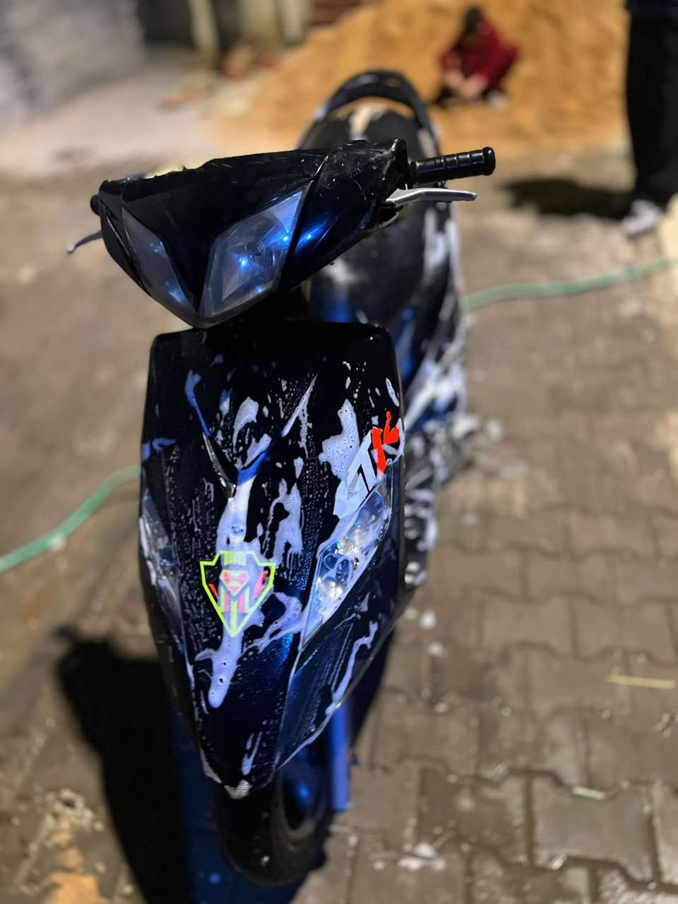 ثعلب نازله من الرمبه كامل فول شغل واطلع مكينه ناعمه خرسه 700 بيها مجال
***********
