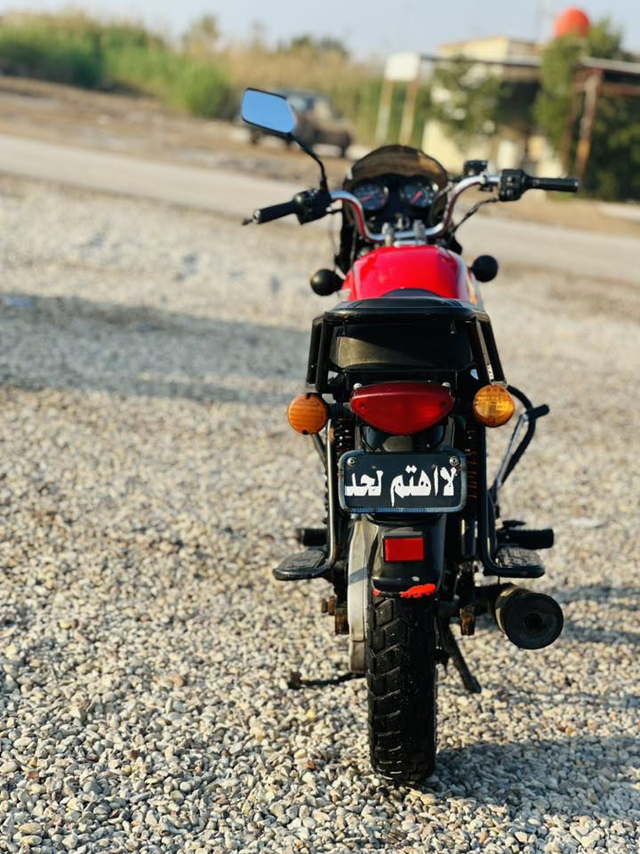 السلام عليكم...
دراجه بوكسر موديل 2020 
اوراق اصوليه 
دراجه كهربائيات كلها شغاله 
دشبول جديد زنجيل جديد اشاير جدد تاير لوره جديد مكينه مال زنجيل جديده لايت جديد يعني دراجه خير من الله كله جديد 
ملاحظه دراجه مفتوحه مفتوحه مفتوحه مفتوحه 
رقم على واتساب ‪0782 680 2463‬
ورقم الاتصال على شريحه. ***********
