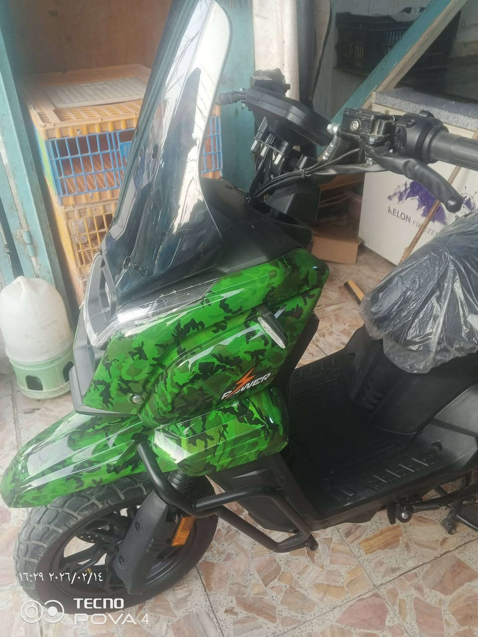 سلام عليكم دراجه شحن مديل 25 جي فور بني راما  سعر 950وبيه مجال العنوان النجف الاشرف حي المكرمه الاتصال على الرقم ***********
