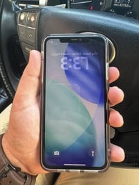 ايفون ١١ برو ماكس ذاكره ٢٥٦ مبدل شاشة وبطاريه اصليات الجهاز كلش نظيف و...