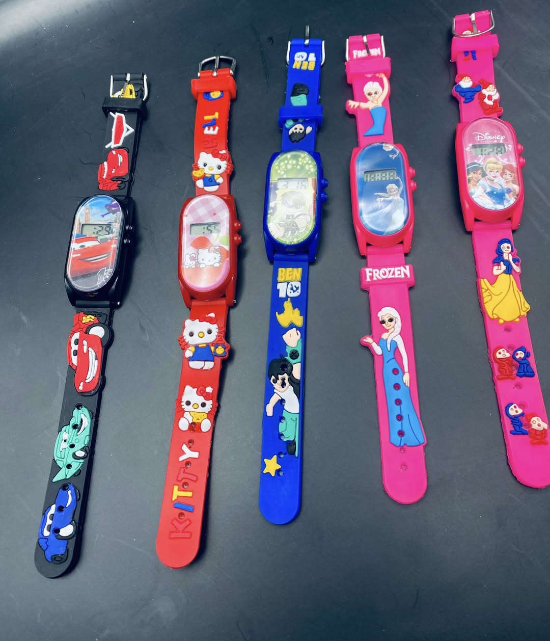 ساعة اطفال ✅
سلعة العيد ✅
الطلب في الخاص ✅


**إذا كنت صاحب هذا الإعلان وتريد حذفه لأي سبب، رجاءا أرسل رسالة إلى الدعم الفني**