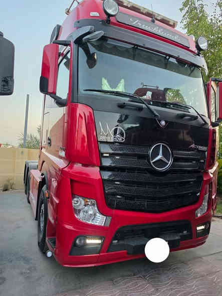 اكتروز وحش للبيع موديل ٢٠١٦ مواصفات السيارة :
ـ سكس ويل جوبلس  اكسن جي اف
ـ قماره شاصي بلاديات 
 ـ تبريد هايبرد وعادي 
ـ منظومة طاقة شمسية
ـ تلفزيون وستلايت
ـ ثلاجة داخلية
 ـ كامرة حساس
 ـ دبل منامية 
ـ كير ١٦ نمره كهربائي
 ـ حجم المحرك ٥٨ 
ـ شاصي ٣٣ 
ـ مربوطة عربانه خمس محاور  اجناب
 ـ رقم سليمانية باسمي 
ـ تسجيل جديد
ـ تخم تاير وسيارة جاهزة للشغل
- بيع راس او عربانه او كاملة 
ـ العنوان  : بغداد / كاظمية
ـ للاتصال : *********** واتساب او اتصال
               ***********
